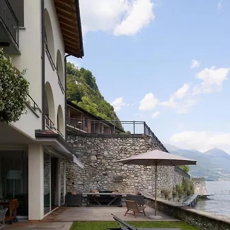 Villa Beautiful Overlooking