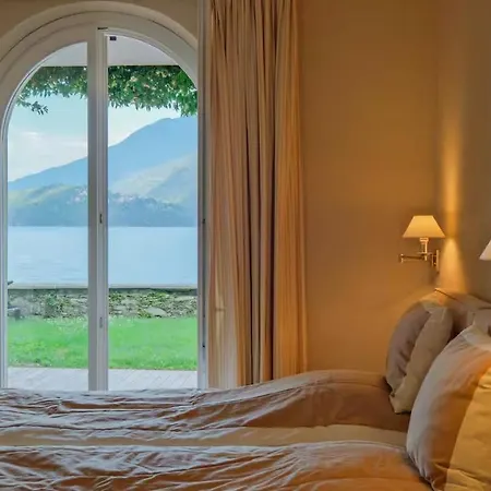 Beautiful Overlooking Villa Musso