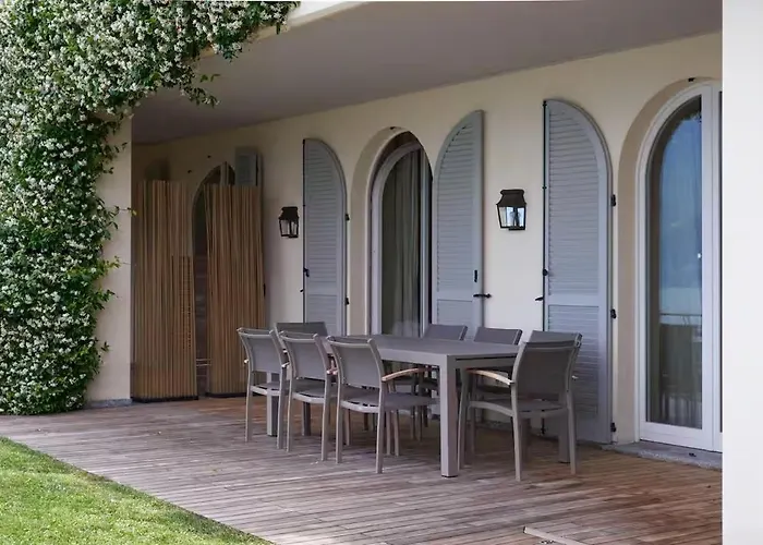 Villa Beautiful Overlooking Musso