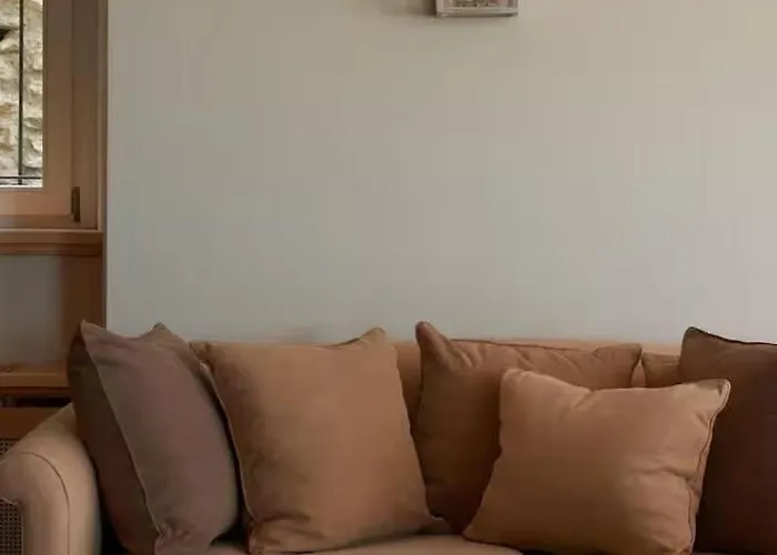 Beautiful Overlooking Villa Musso