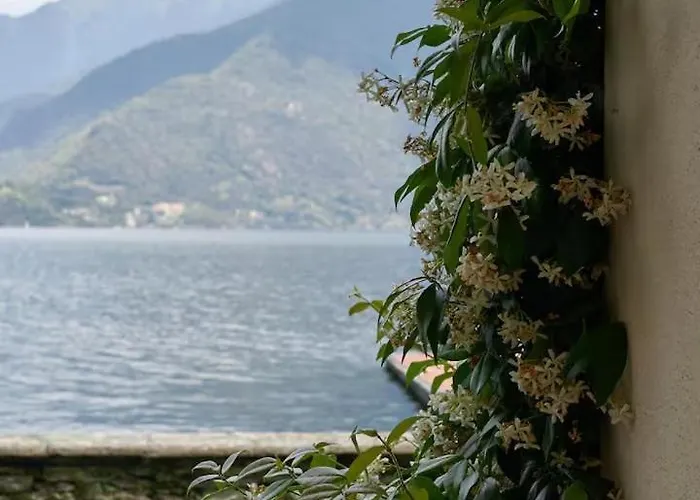 Beautiful Overlooking Villa Musso