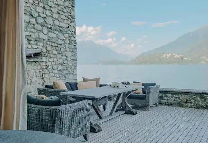 Beautiful Overlooking *