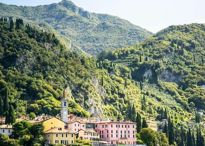 Beautiful Overlooking *