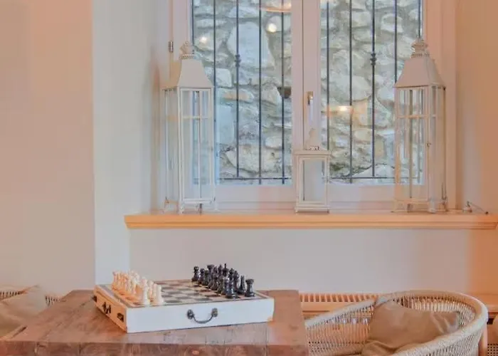 Beautiful Overlooking Villa Musso