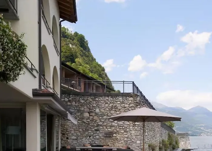 Villa Beautiful Overlooking