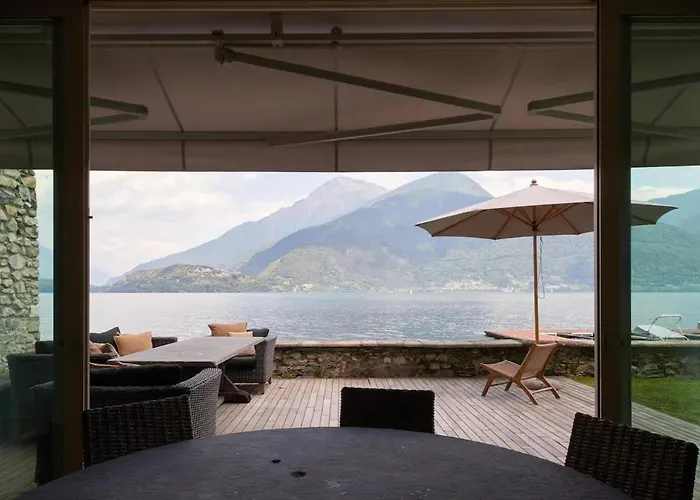 Villa Beautiful Overlooking