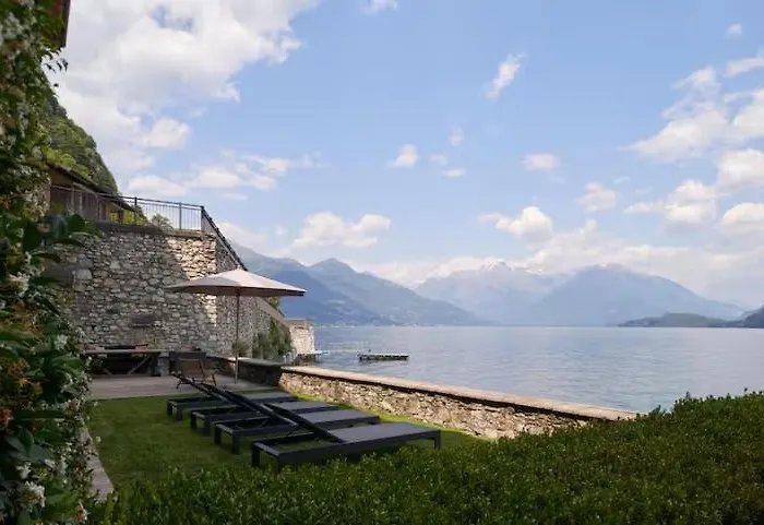 Beautiful Overlooking *