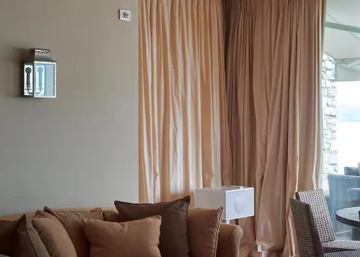 Beautiful Overlooking * ムッソ