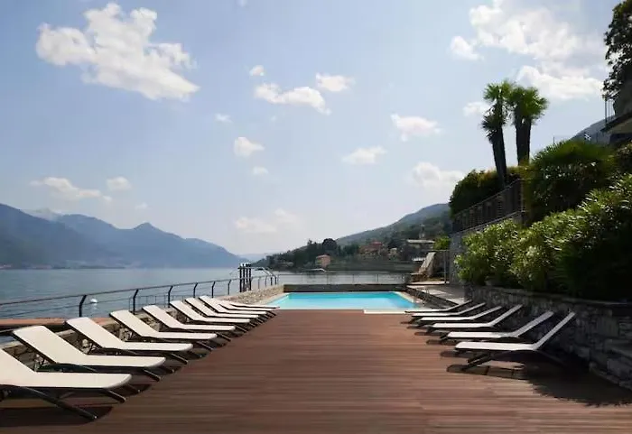 Beautiful Overlooking * ムッソ